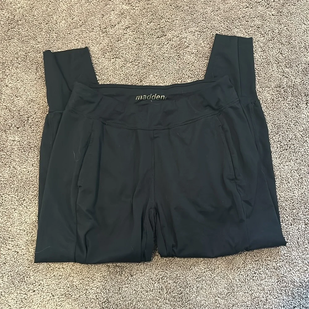 Size small leggings and jogger bundle!! - Picture 4 of 7